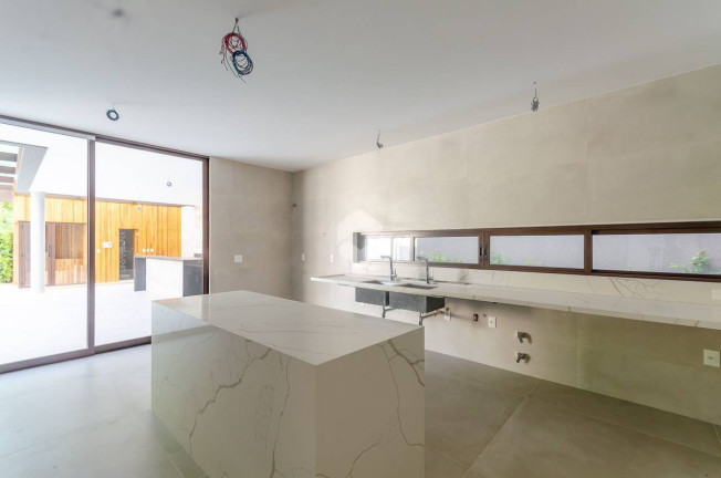 Imagem Casa de Condomínio com 5 Quartos à Venda,  em Barra da Tijuca - Rio de Janeiro