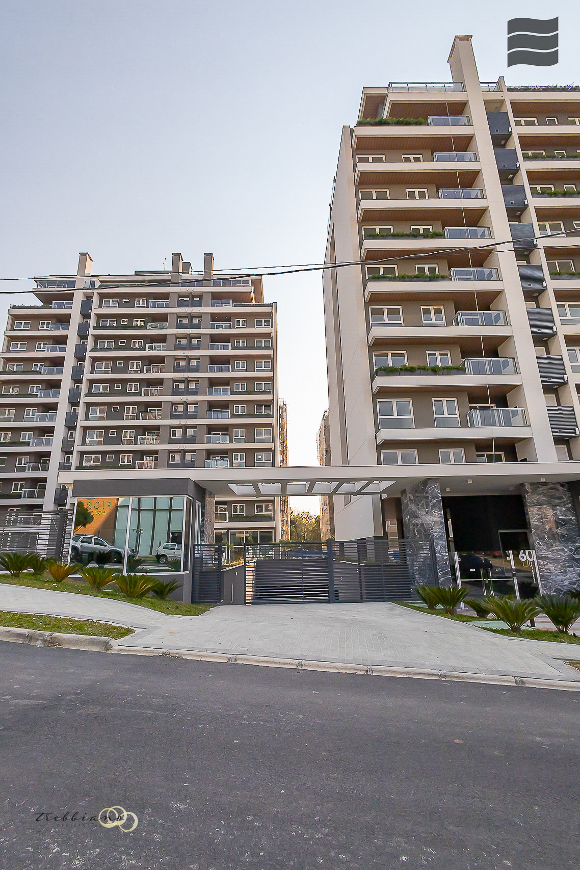 Imagem Apartamento com 2 Quartos à Venda, 75 m² em Mossunguê - CURITIBA