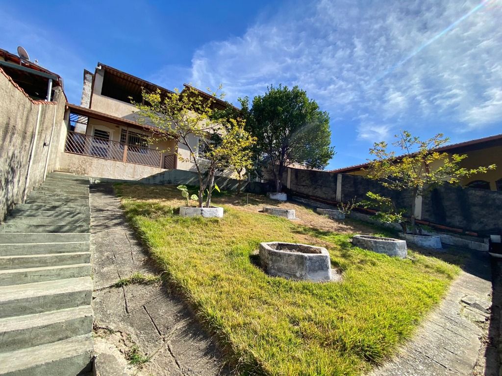 Foto do imóvel: Casa com 2 Quartos à Venda, 110 m² em Planalto - Belo Horizonte