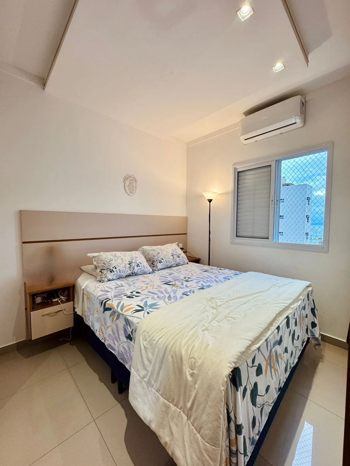 Foto do imóvel: Apartamento com 3 Quartos à Venda ou Locação, 101 m² em Sumaré - Caraguatatuba