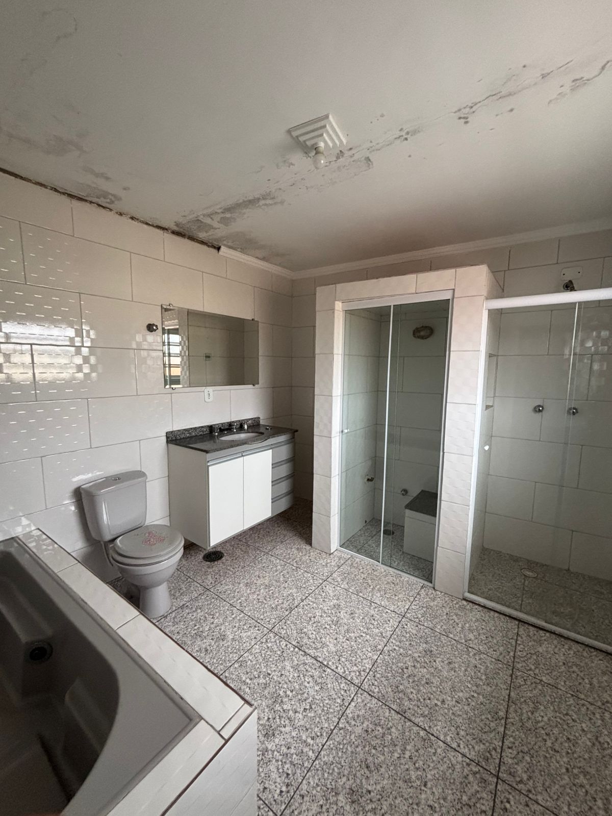 Foto do imóvel: Casa com 3 Quartos à Venda, 300 m² em Jardim das Rosas (Zona Leste) - São Paulo