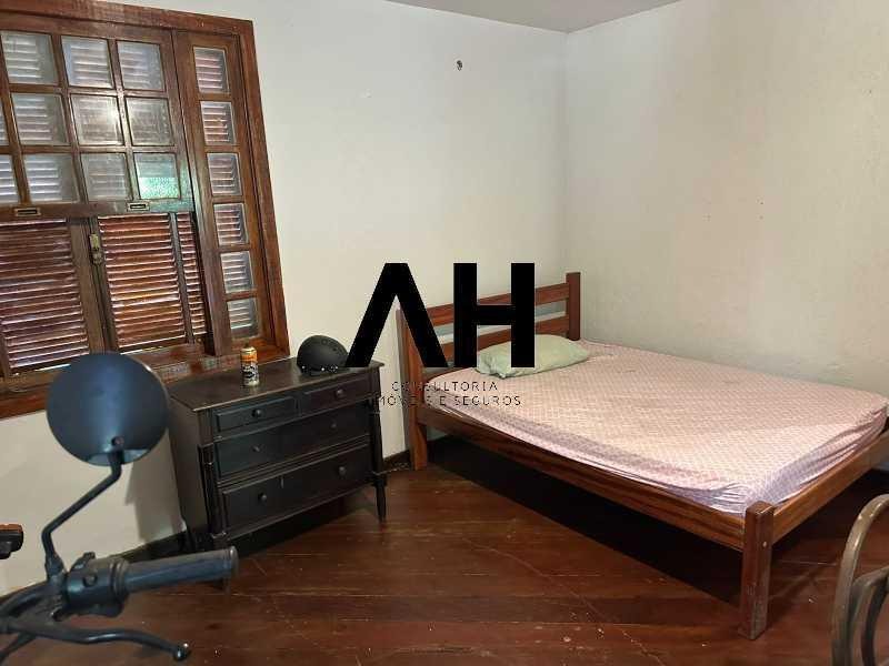 Imagem Casa com 4 Quartos à Venda, em Muriqui - Niterói