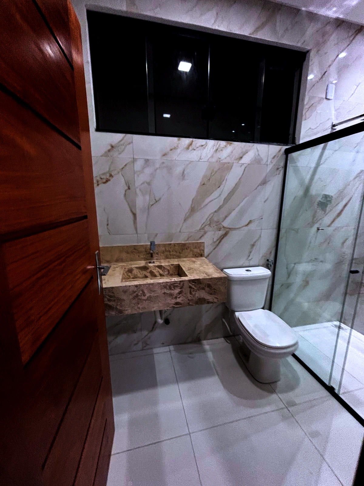 Imagem Casa com 4 Quartos à Venda, 250 m² em Belo Horizonte - Marabá