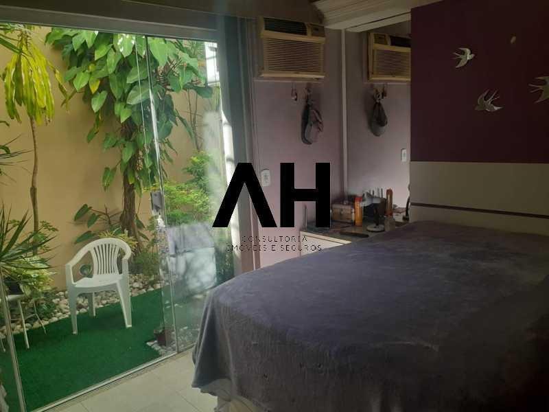 Imagem Casa com 4 Quartos à Venda, 250 m²em Maria Turri - Rio das Ostras