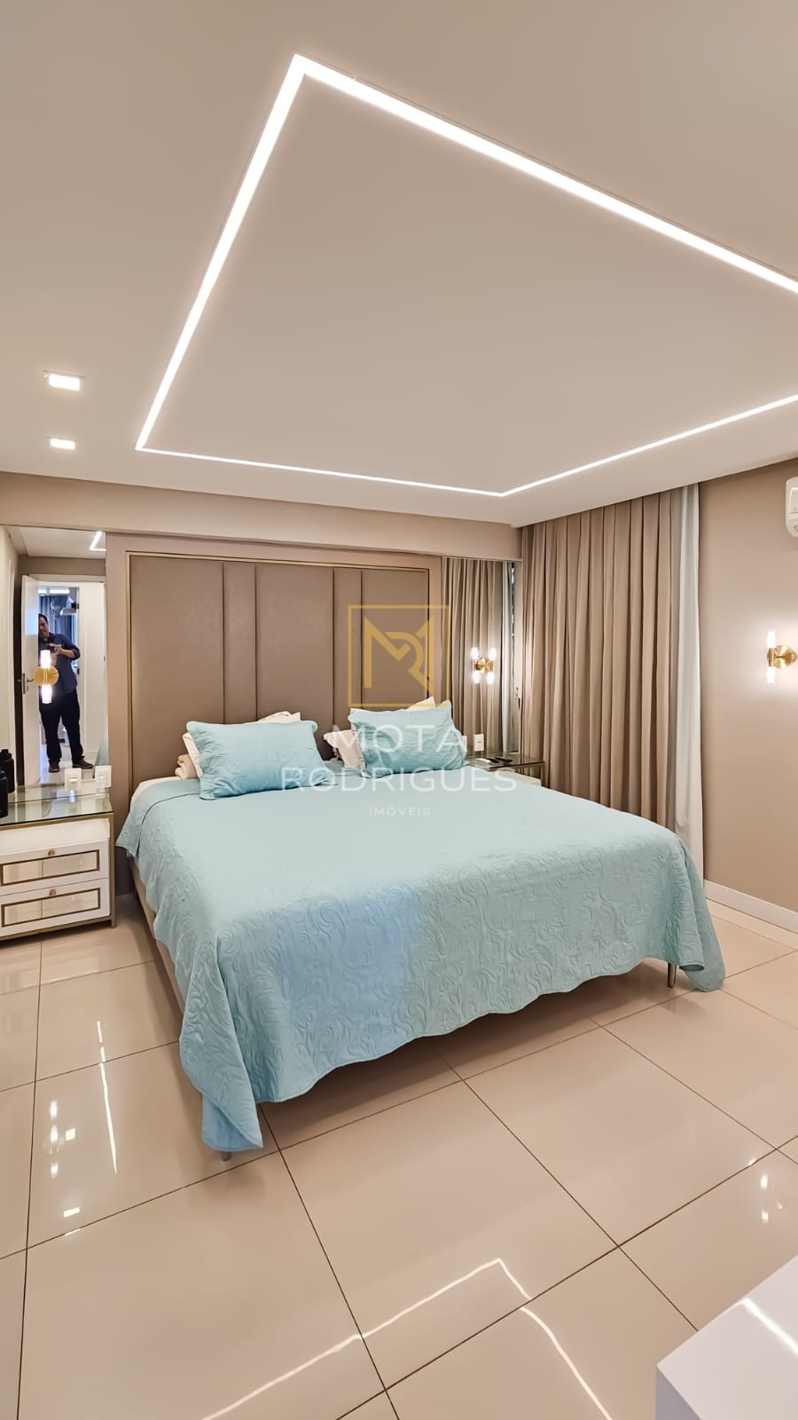 Foto do imóvel: Apartamento com 3 Quartos à Venda, 220 m² em Dionisio Torres - Fortaleza