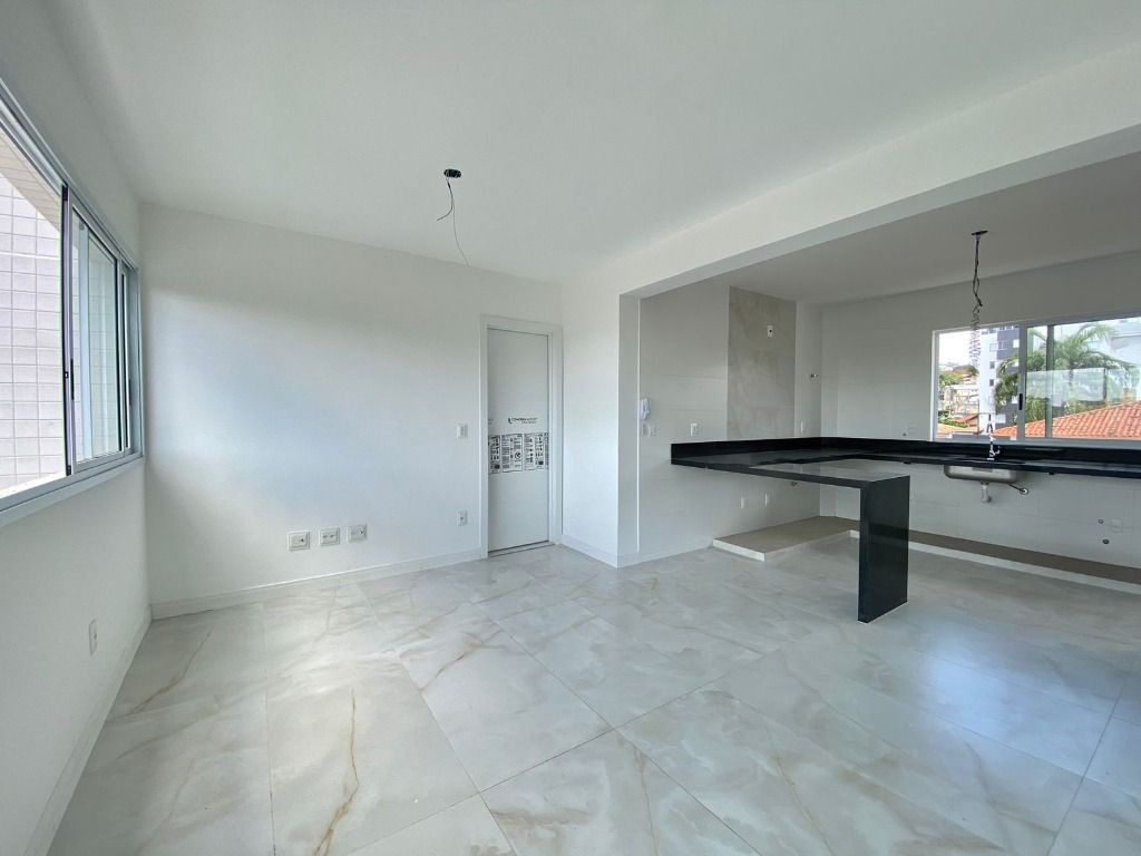 Imagem Apartamento com 4 Quartos à Venda, 138 m² em Jaraguá - Belo Horizonte