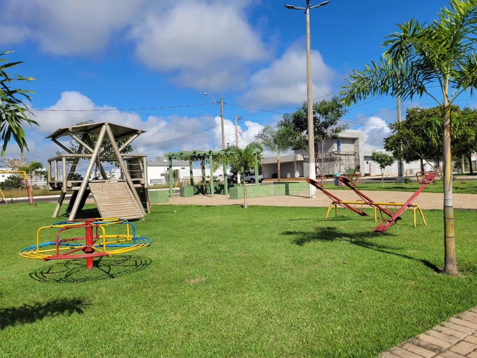 Imagem Terreno em Condomínio à Venda, 250 m² em Aragoiânia - Aragoiânia