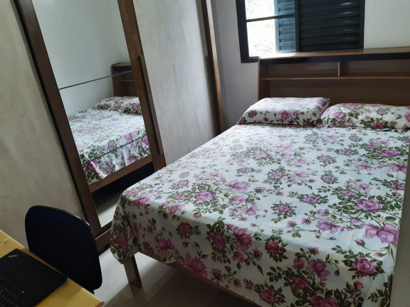 Imagem Apartamento com 2 Quartos à Venda,  em Jardim Mirna - Taboão da Serra