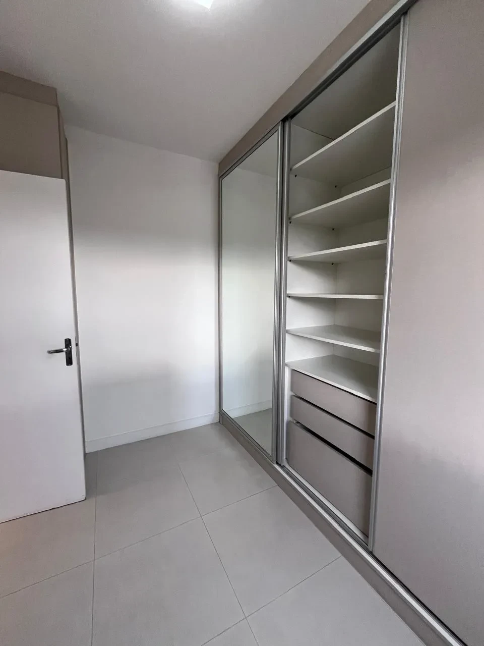 Imagem Apartamento com 3 Quartos à Venda ou Locação, 74 metros em Vila São Sebastião - Mogi das Cruzes