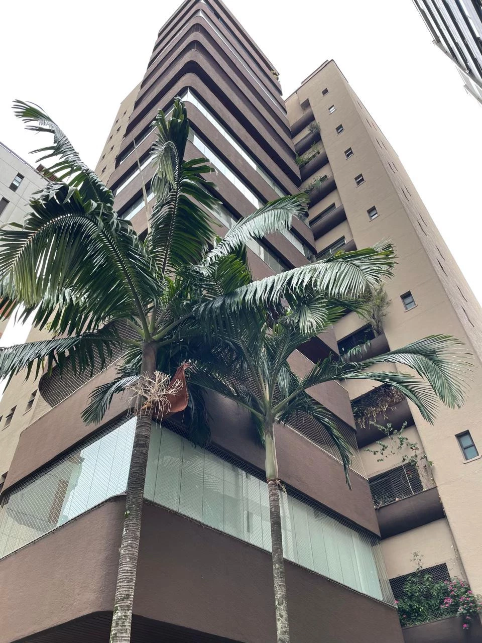 Imagem Apartamento com 3 Quartos à Venda, 209 m² em Itaim Bibi - São Paulo