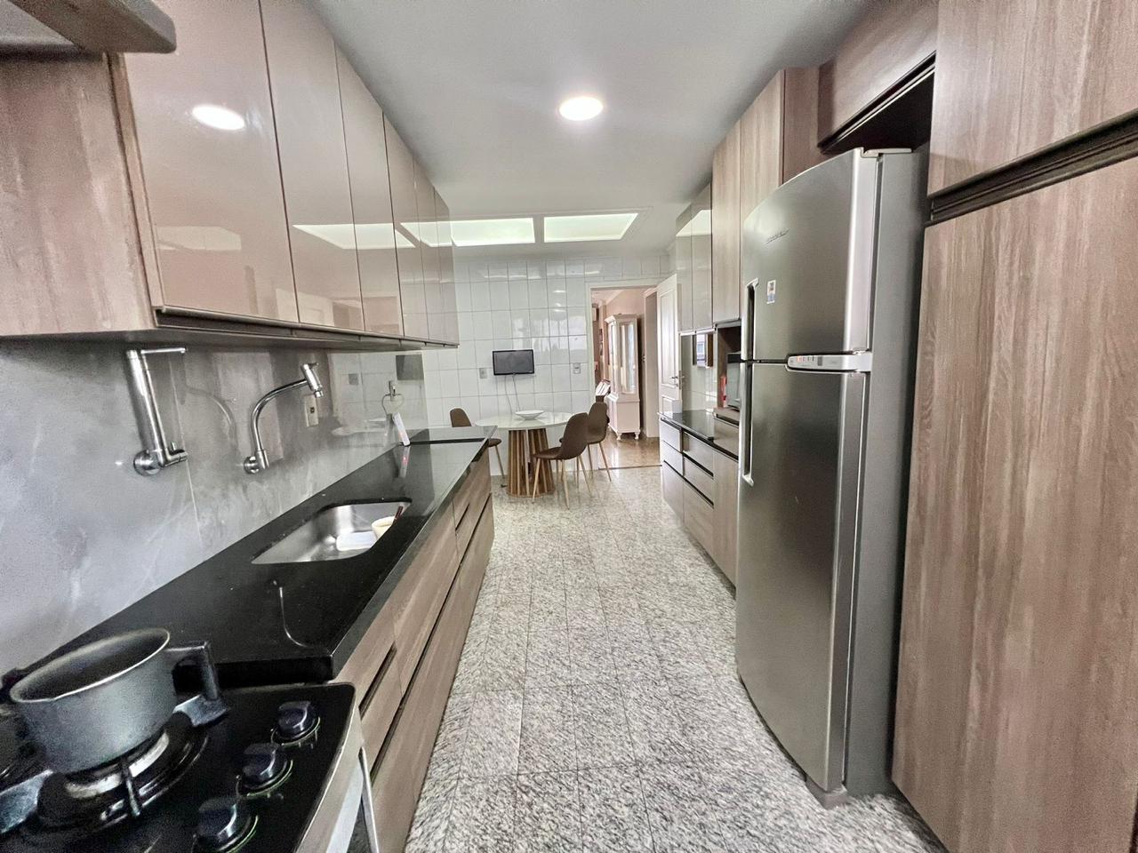 Imagem Apartamento com 3 Quartos para Alugar, 135 m²em Umarizal - Belém