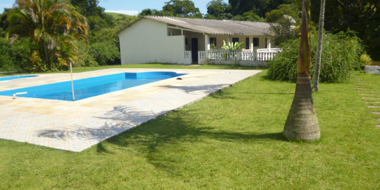 Imagem Chácara com 7 Quartos à Venda, 12.000 m² em Centro - Santa Isabel