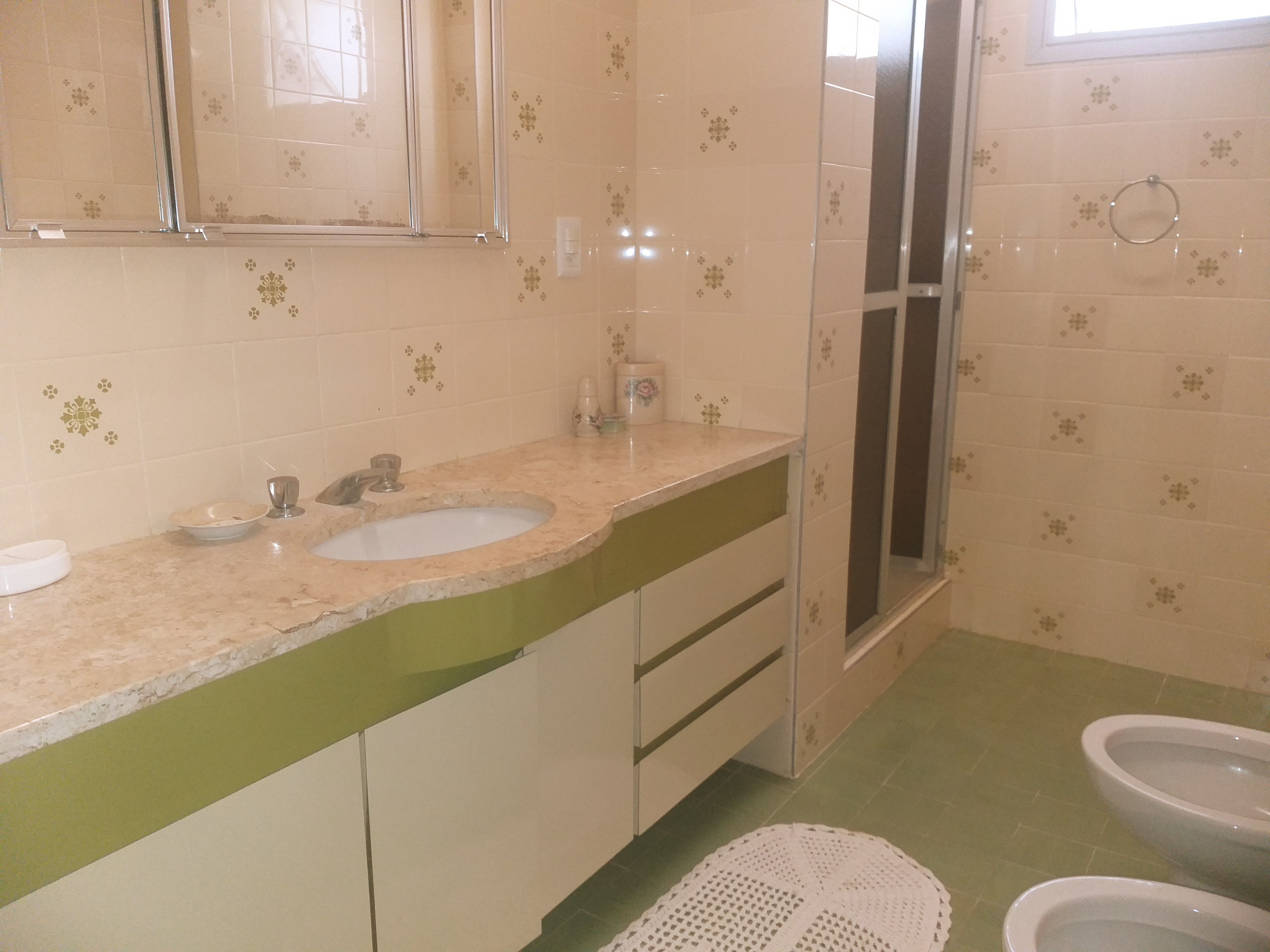 Imagem Apartamento com 3 Quartos à Venda ou Locação, 190 m² em Pitangueiras - Guarujá