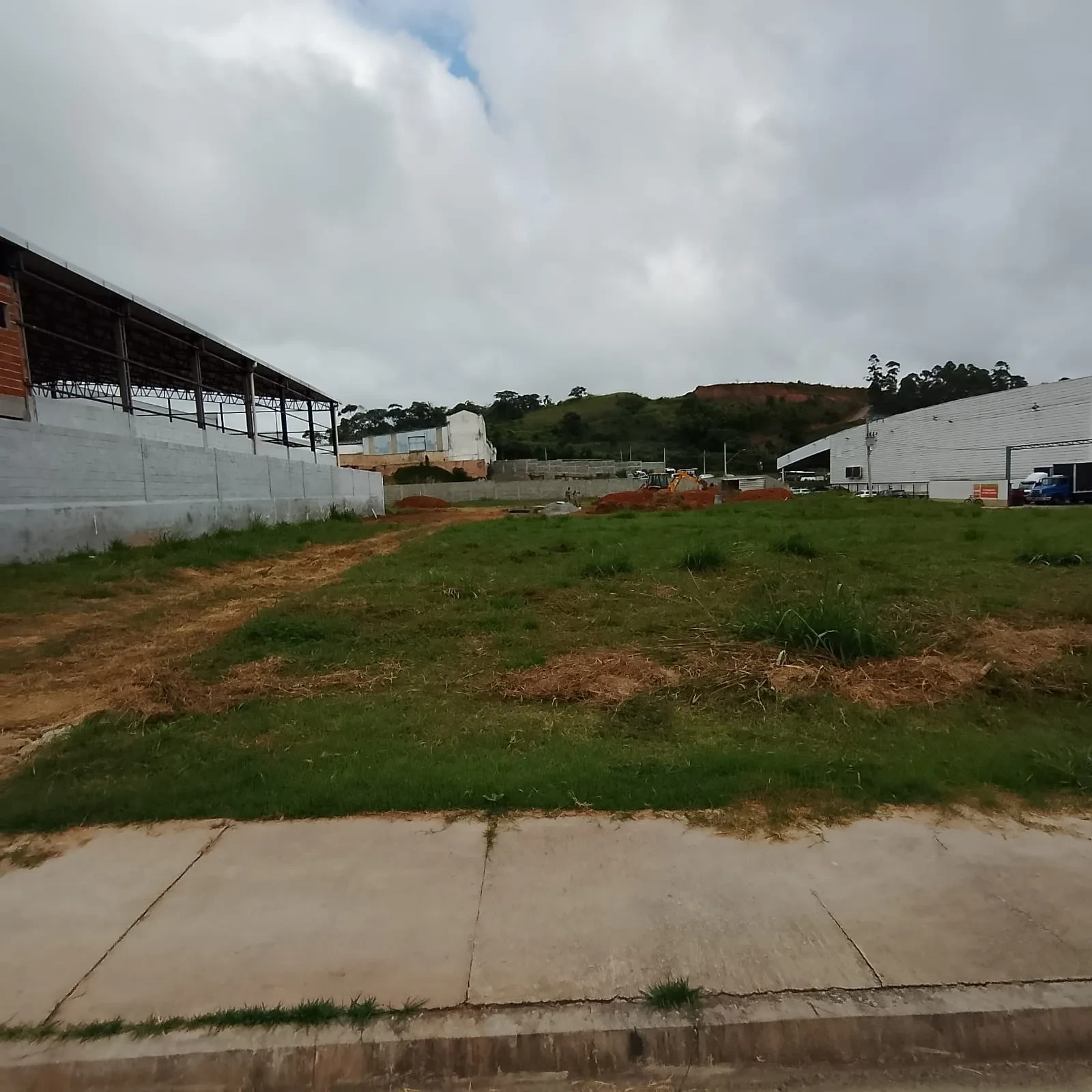 Imagem Terreno à Venda, 1219 m² em Teixeiras - Juiz de Fora