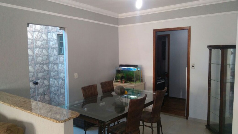 Casa com 3 Quartos à Venda, 180 m² em Vila Jardim Celina - Bauru