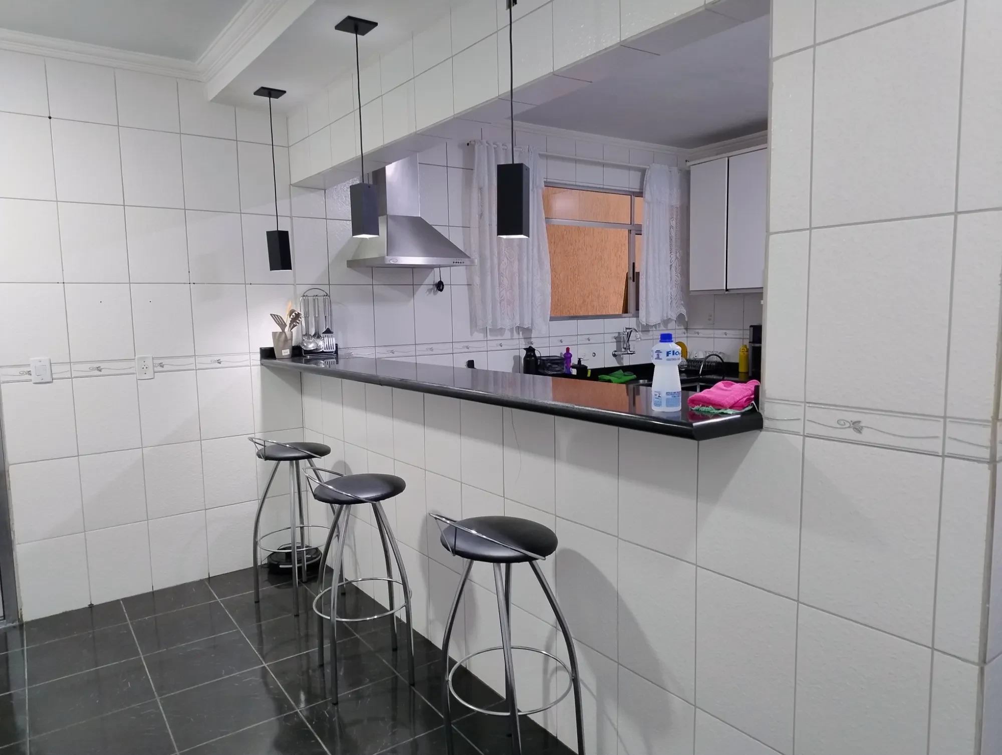Imagem Casa com 2 Quartos à Venda, 220 m² em Jardim D'Abril - Osasco