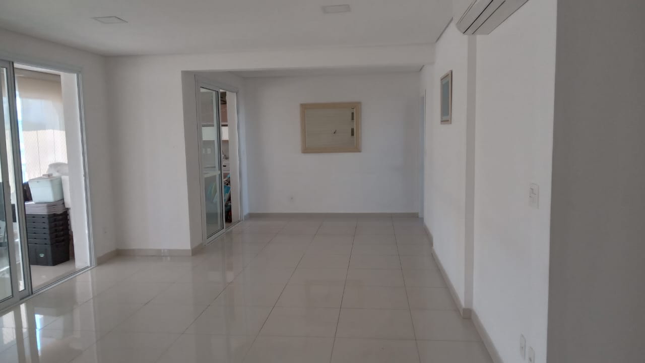 Imagem Apartamento com 4 Quartos à Venda, 208 m²em Pedregulho - Guaratinguetá