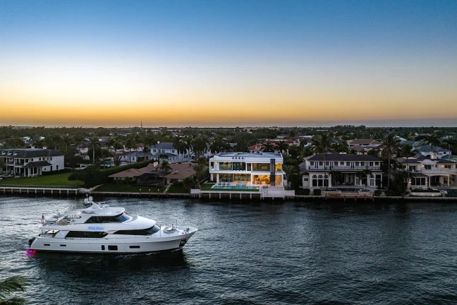 Imagem Casa de Condomínio com 6 Quartos à Venda, 900 m²em Lapa de Baixo - São Paulo