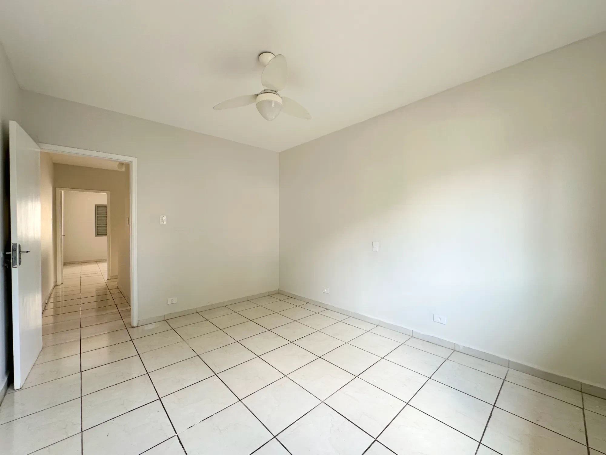 Imagem Sobrado com 2 Quartos para Alugar, 130 m² em Piraporinha - Diadema