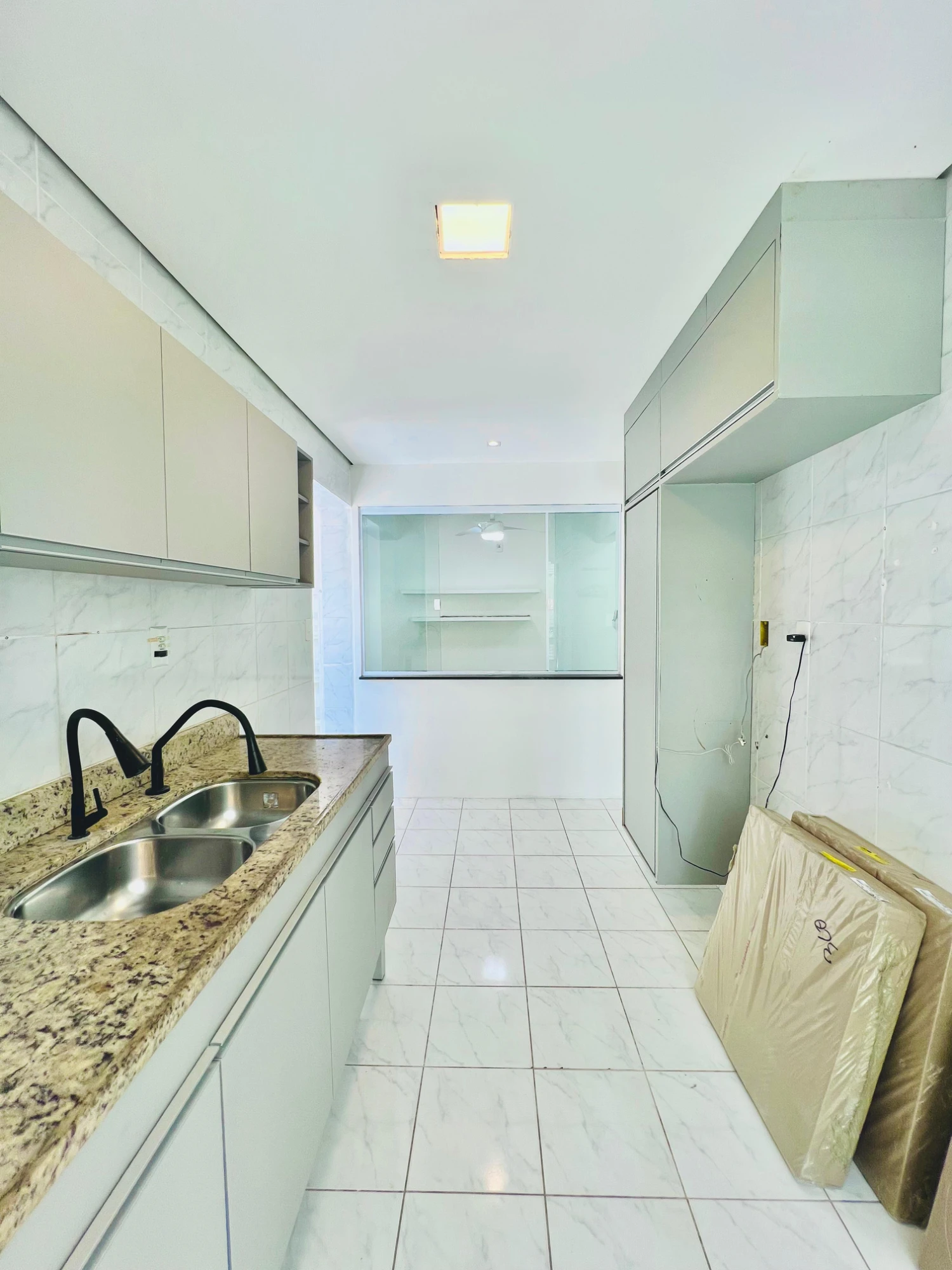 Imagem Apartamento com 3 Quartos à Venda, 130 m² em Patamares - Salvador