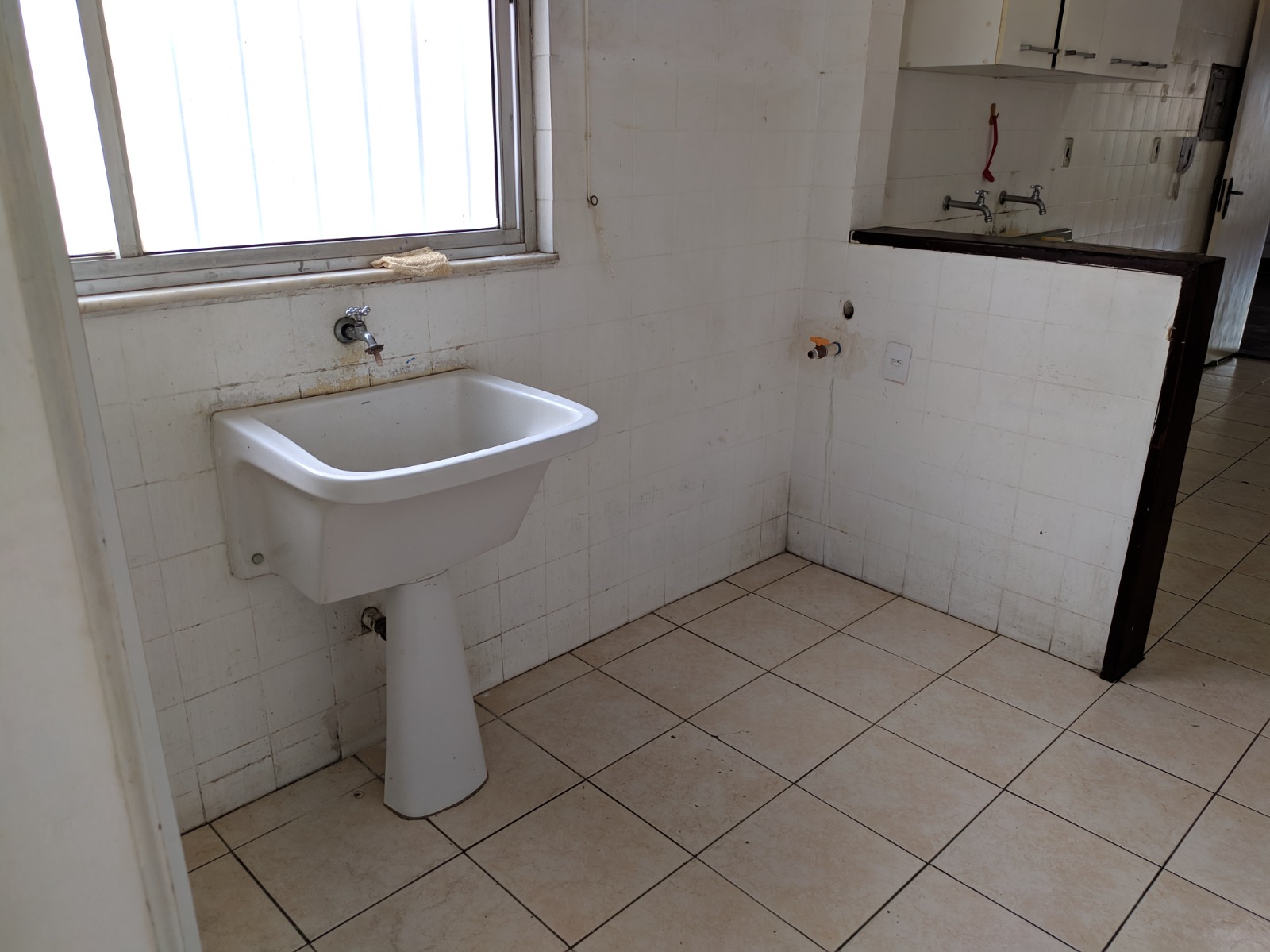 Imagem Apartamento com 4 Quartos para Alugar, 200 m²em Jurunas - Belém