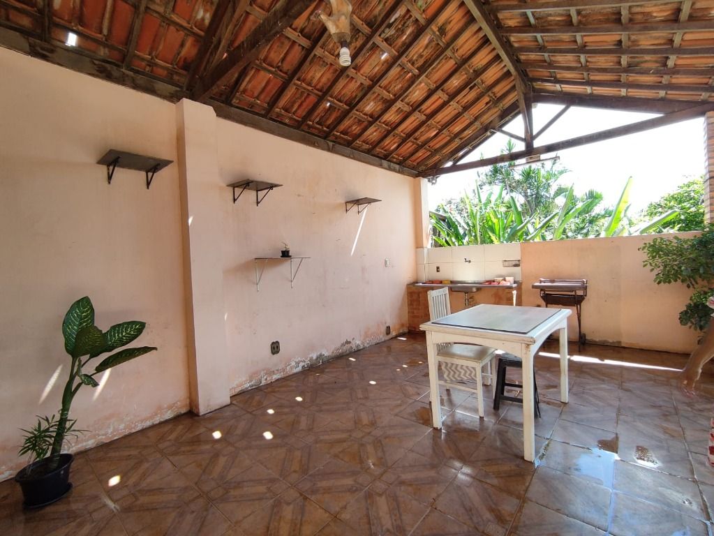 Foto do imóvel: Casa com 4 Quartos à Venda, 200 m² em São Benedito - Santa Luzia