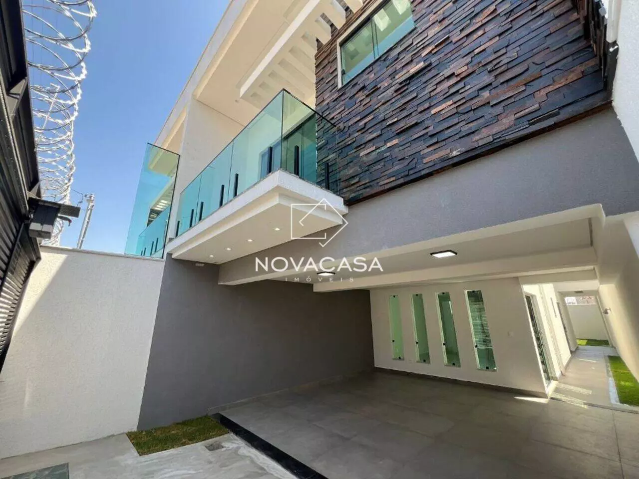 Foto do imóvel: Casa com 4 Quartos à Venda, 150 m² em Planalto - Belo Horizonte