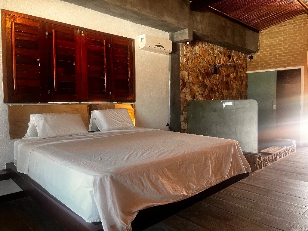 Imagem Casa com 6 Quartos à Venda, 1.050 m² em Pacheco - Caucaia