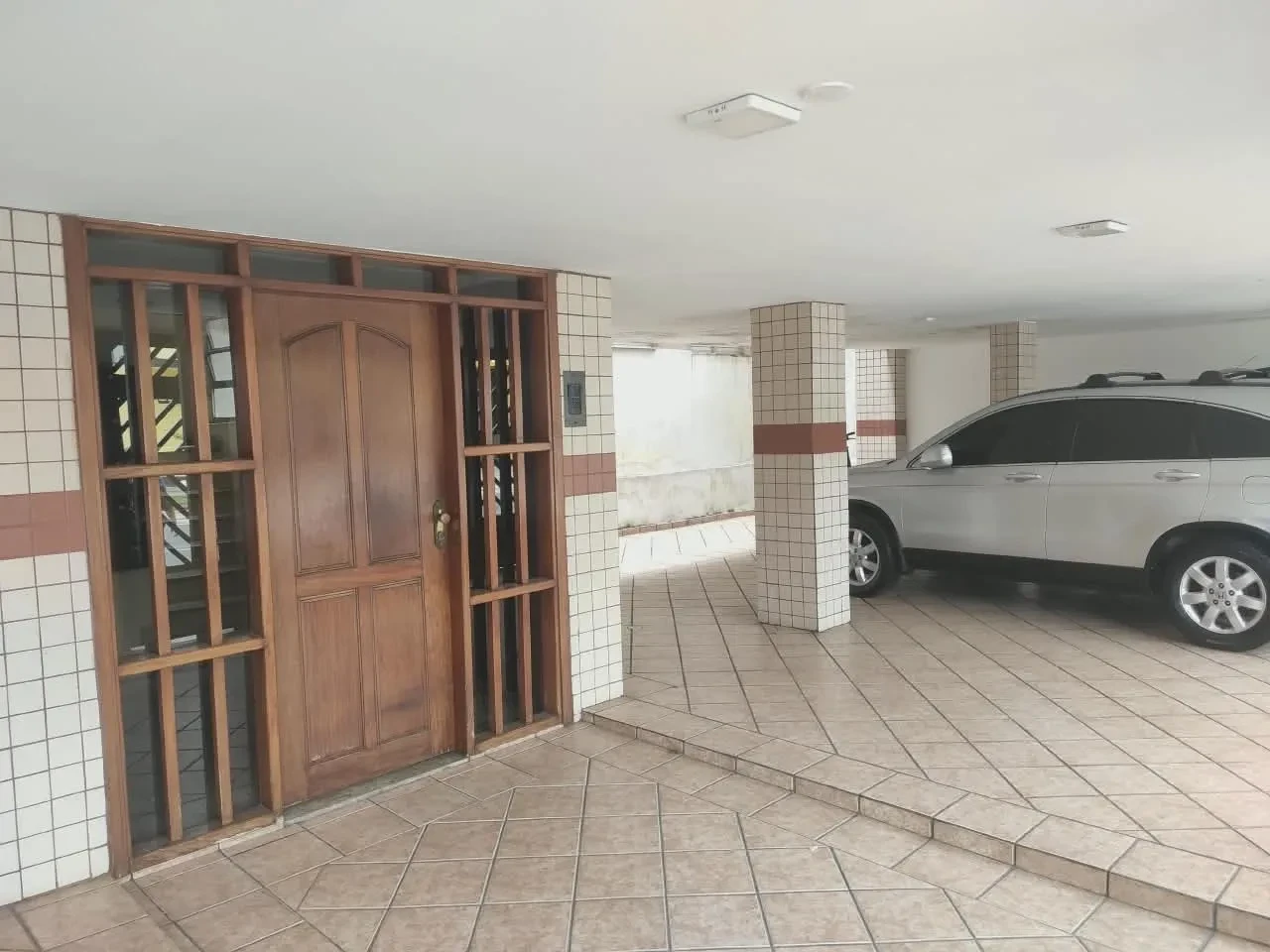 Imagem Apartamento com 2 Quartos à Venda, 60 m² em Encruzilhada - Santos