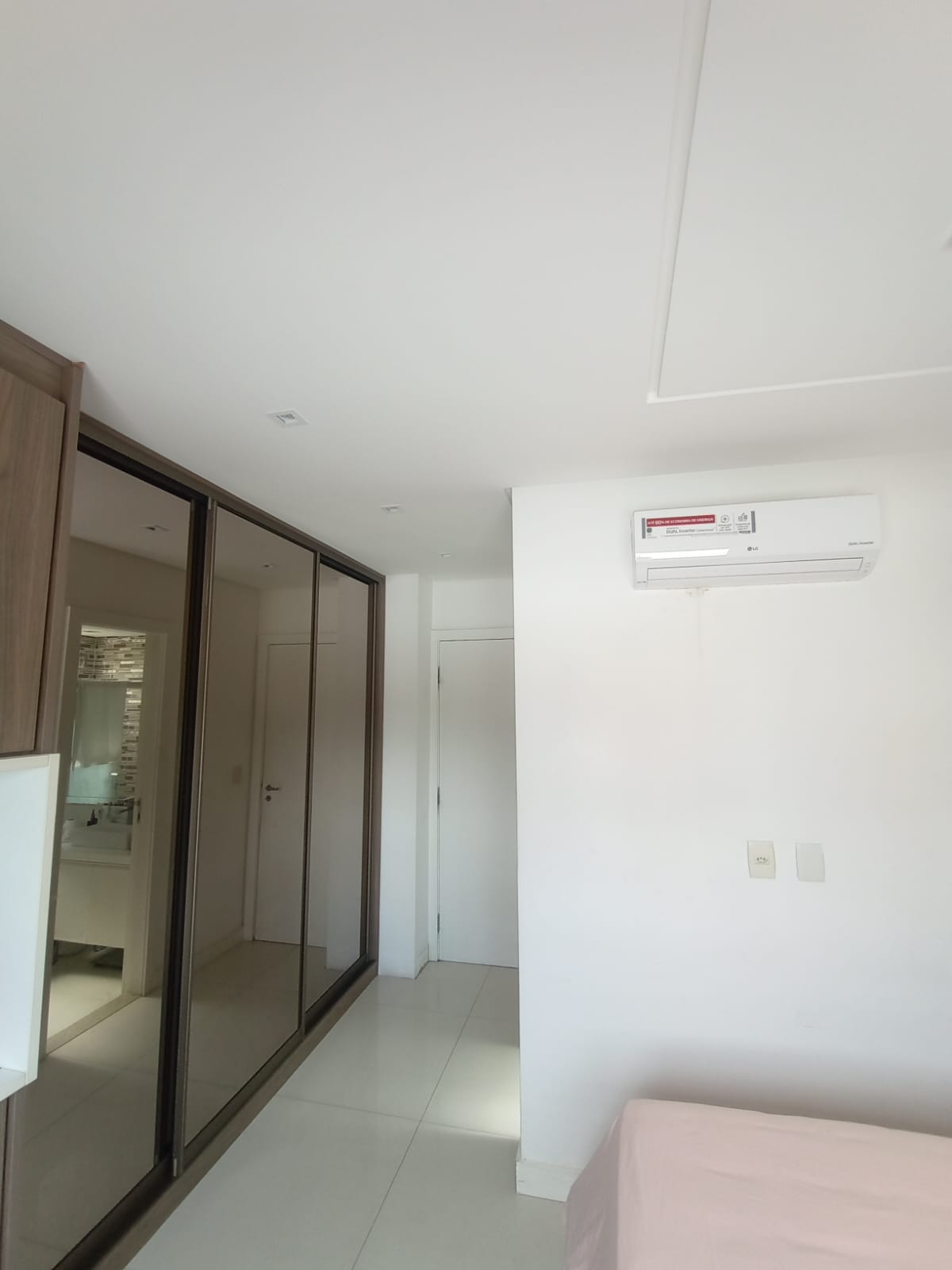 Imagem Apartamento com 3 Quartos à Venda, 110 m²em Imbuí - Salvador