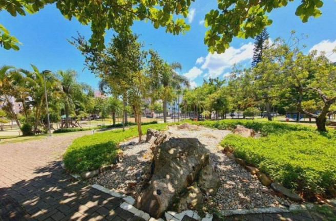 Imagem Apartamento com 2 Quartos à Venda, 64 m² em Córrego Grande - Florianópolis