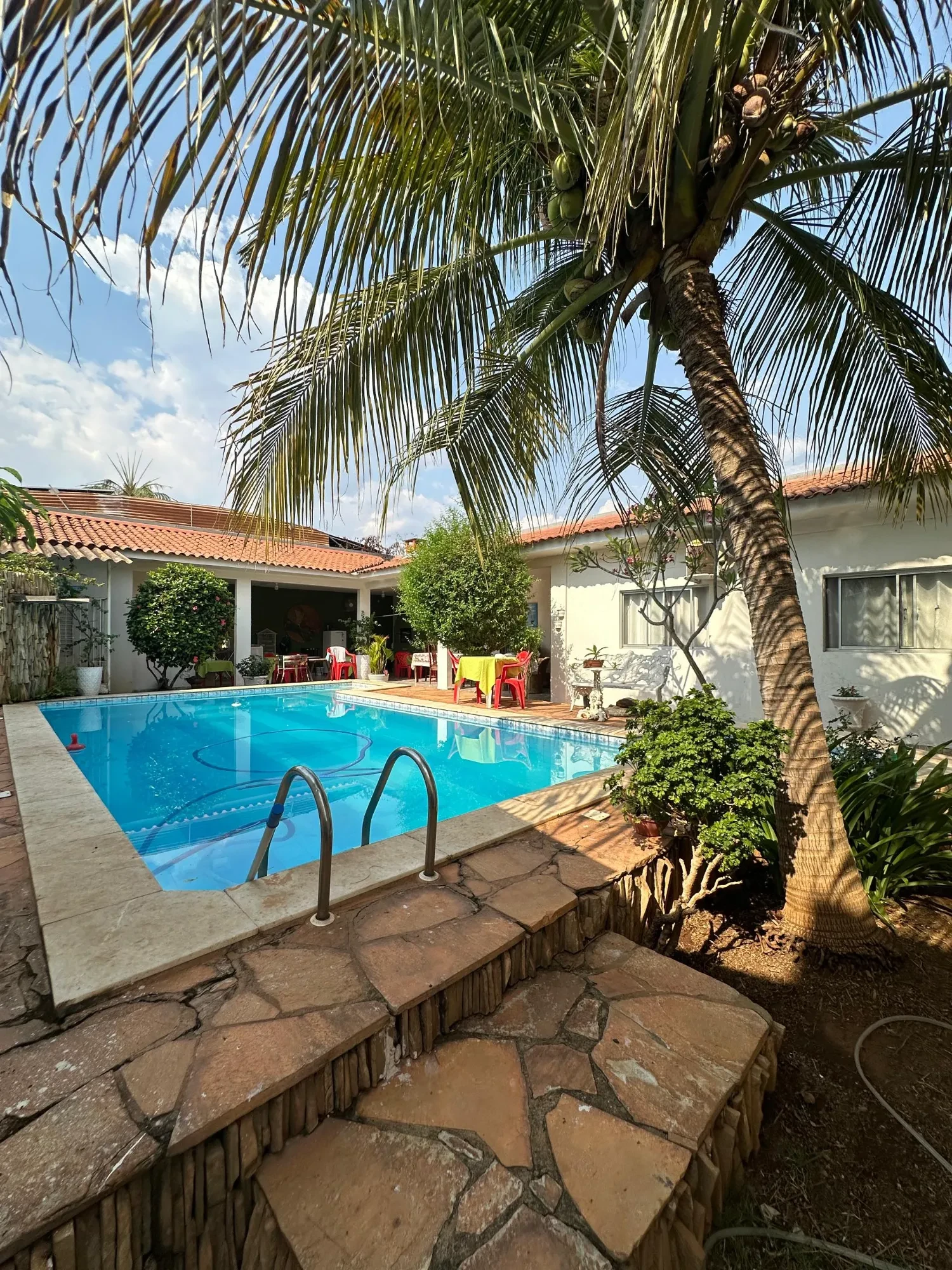 Imagem Casa com 3 Quartos à Venda ou Locação, 247 m² em Jardim Itália - Cuiabá