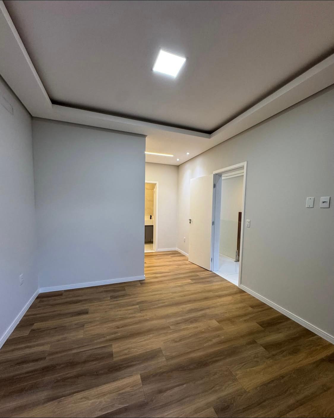 Imagem Sobrado com 3 Quartos à Venda, 206 m² em Horto Florestal - Sorocaba