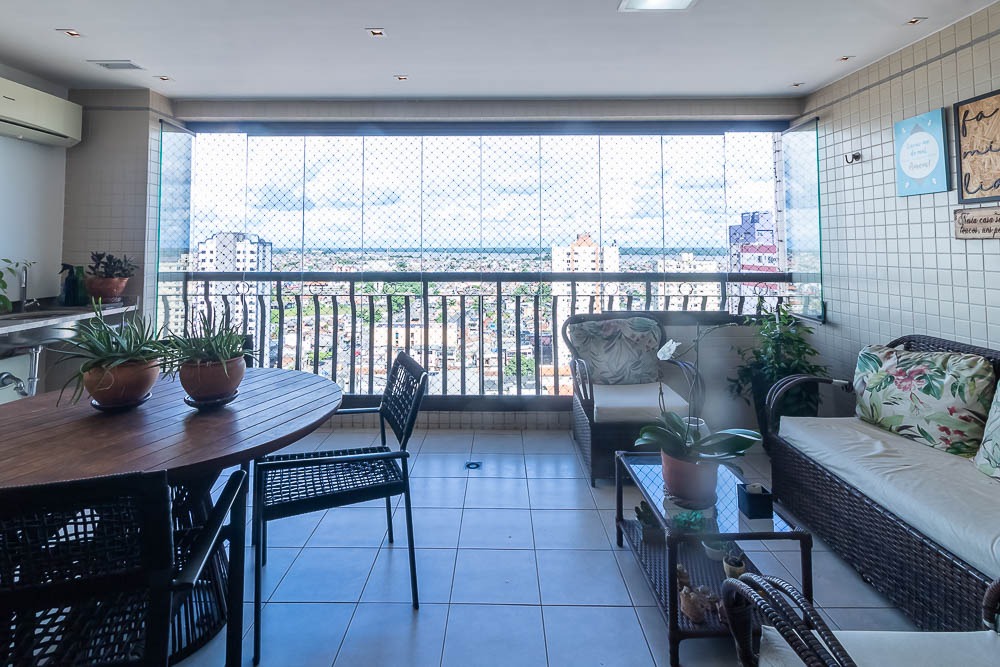 Imagem Apartamento com 4 Quartos à Venda, 156 m²em Batista Campos - Belém