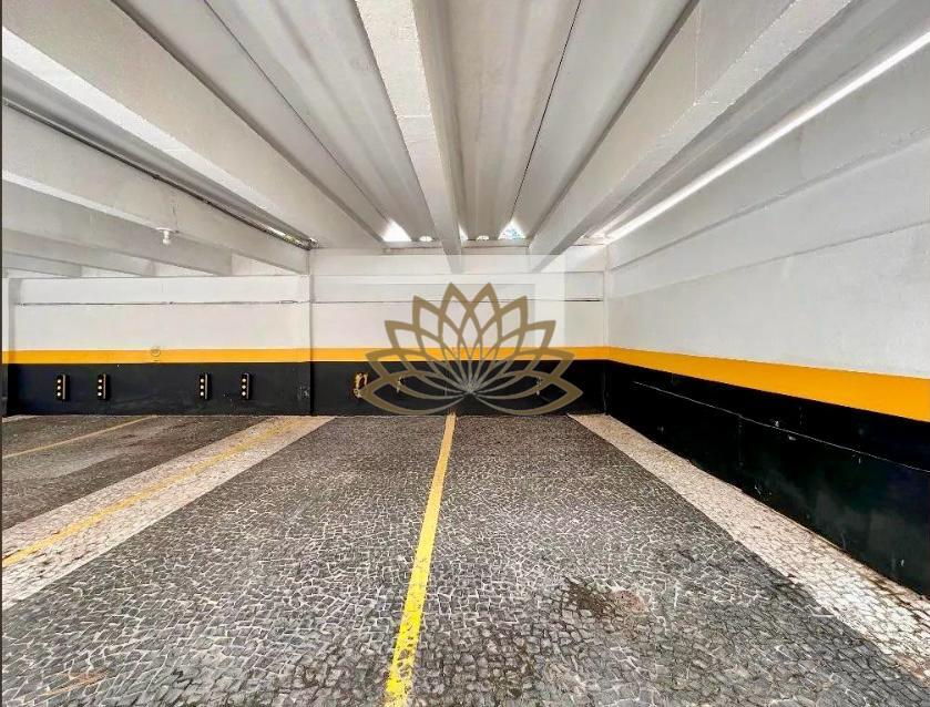 Imagem Apartamento com 2 Quartos à Venda, 75 m²em Campo Belo - São Paulo