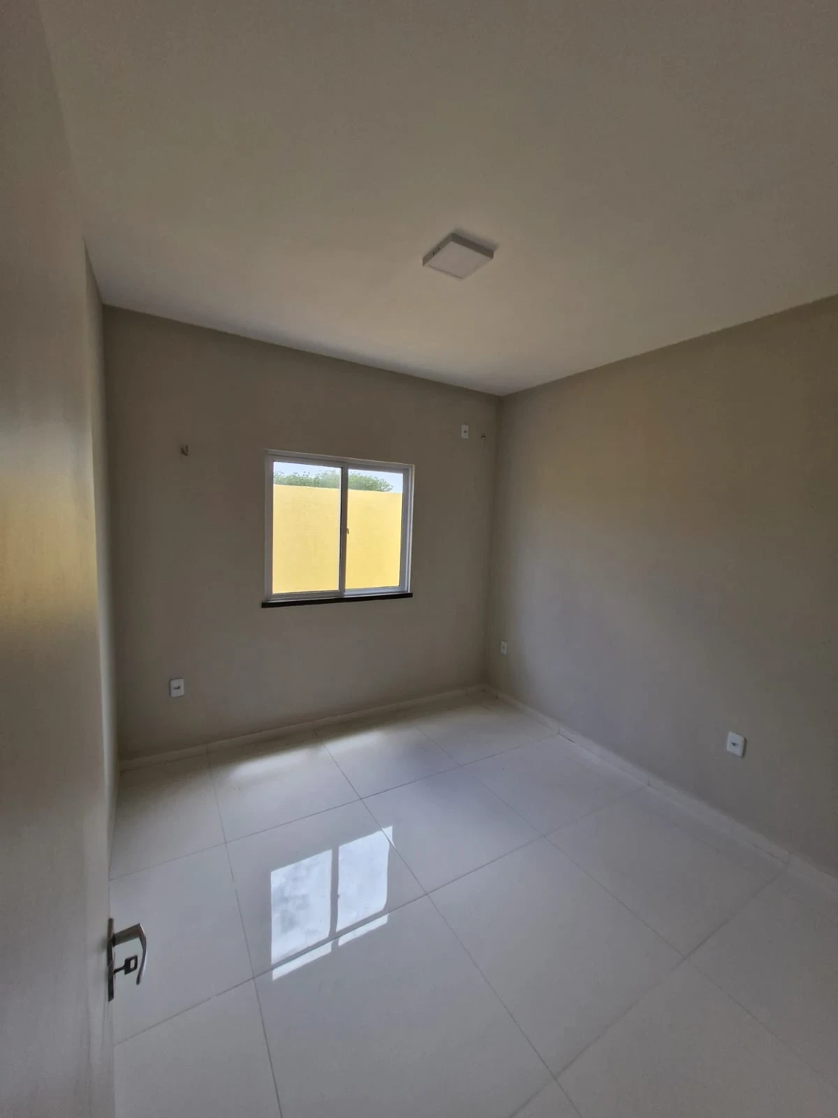 Imagem Casa com 3 Quartos à Venda, 252 m² em Camará - Aquiraz