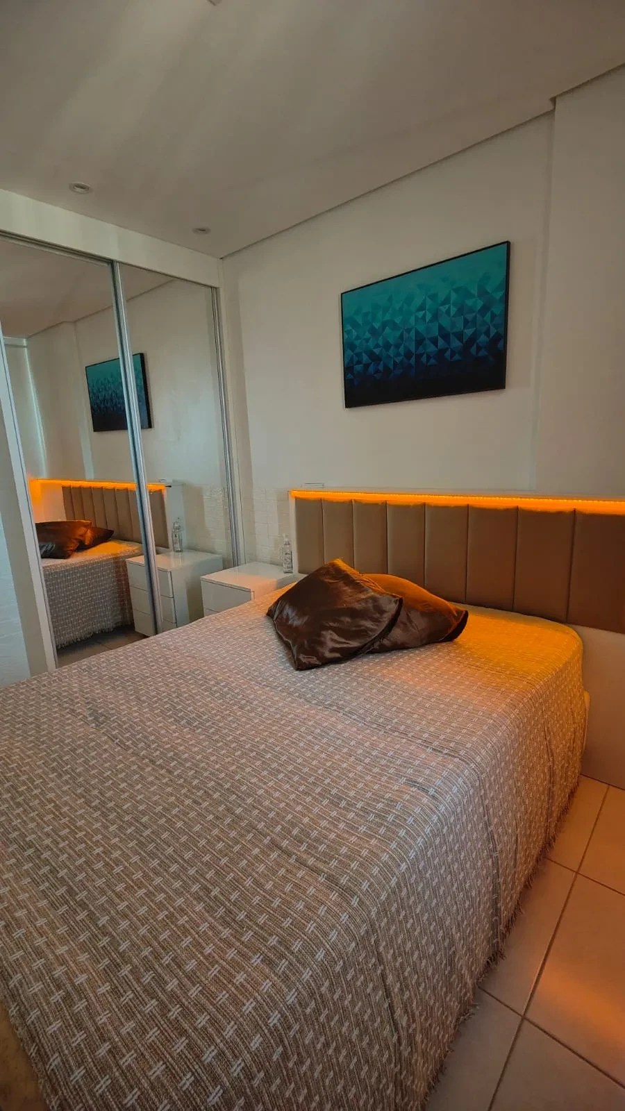 Imagem Apartamento com 1 Quarto à Venda, 42 metros em Torres - Torres
