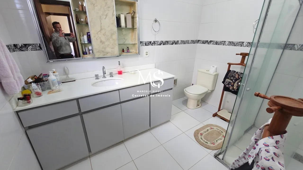 Imagem Casa com 4 Quartos à Venda, 776 metros em Setor de Habitações Individuais Sul - Brasília