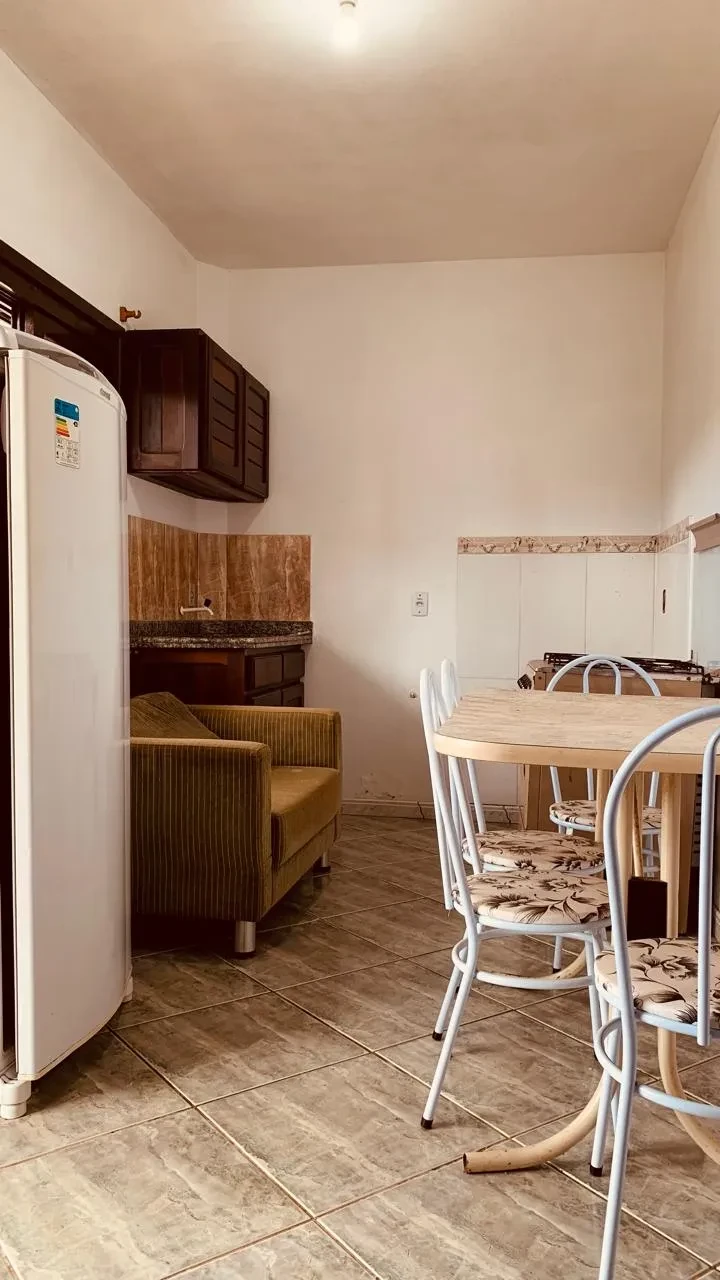 Imagem Apartamento com 1 Quarto à Venda, 30 metros em Torres - Torres