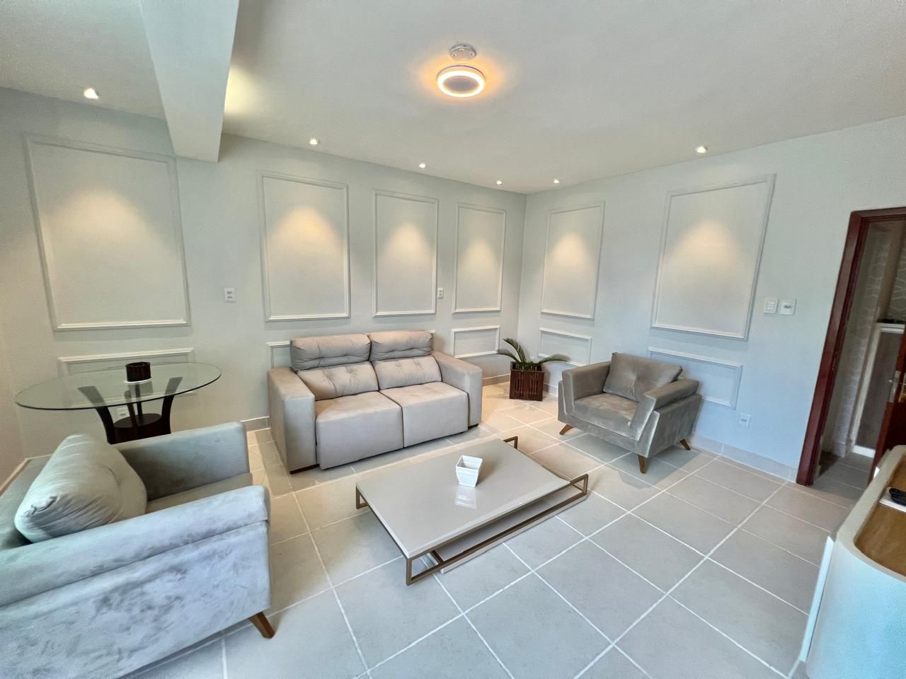 Imagem Casa com 3 Quartos à Venda, 320 m²em Curió-Utinga - Belém