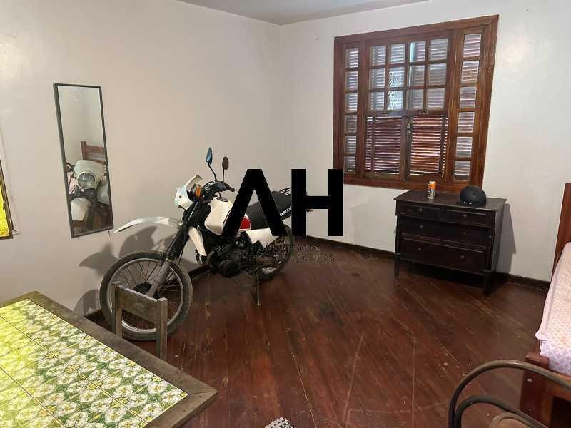 Imagem Casa com 4 Quartos à Venda, em Muriqui - Niterói