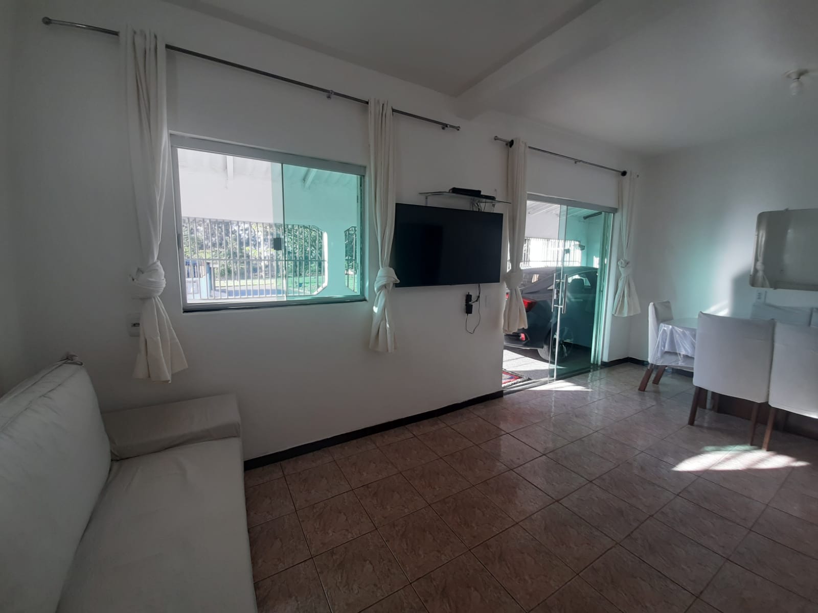 Imagem Casa com 2 Quartos à Venda, 80 m²em Recanto das Emas - Brasília