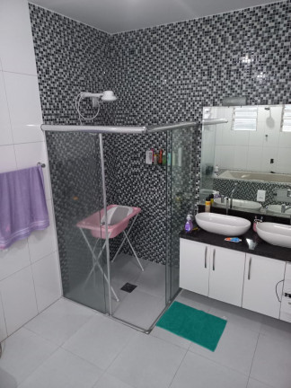 Imagem Casa com 4 Quartos à Venda, 335 m² em Parque 10 de Novembro - Manaus