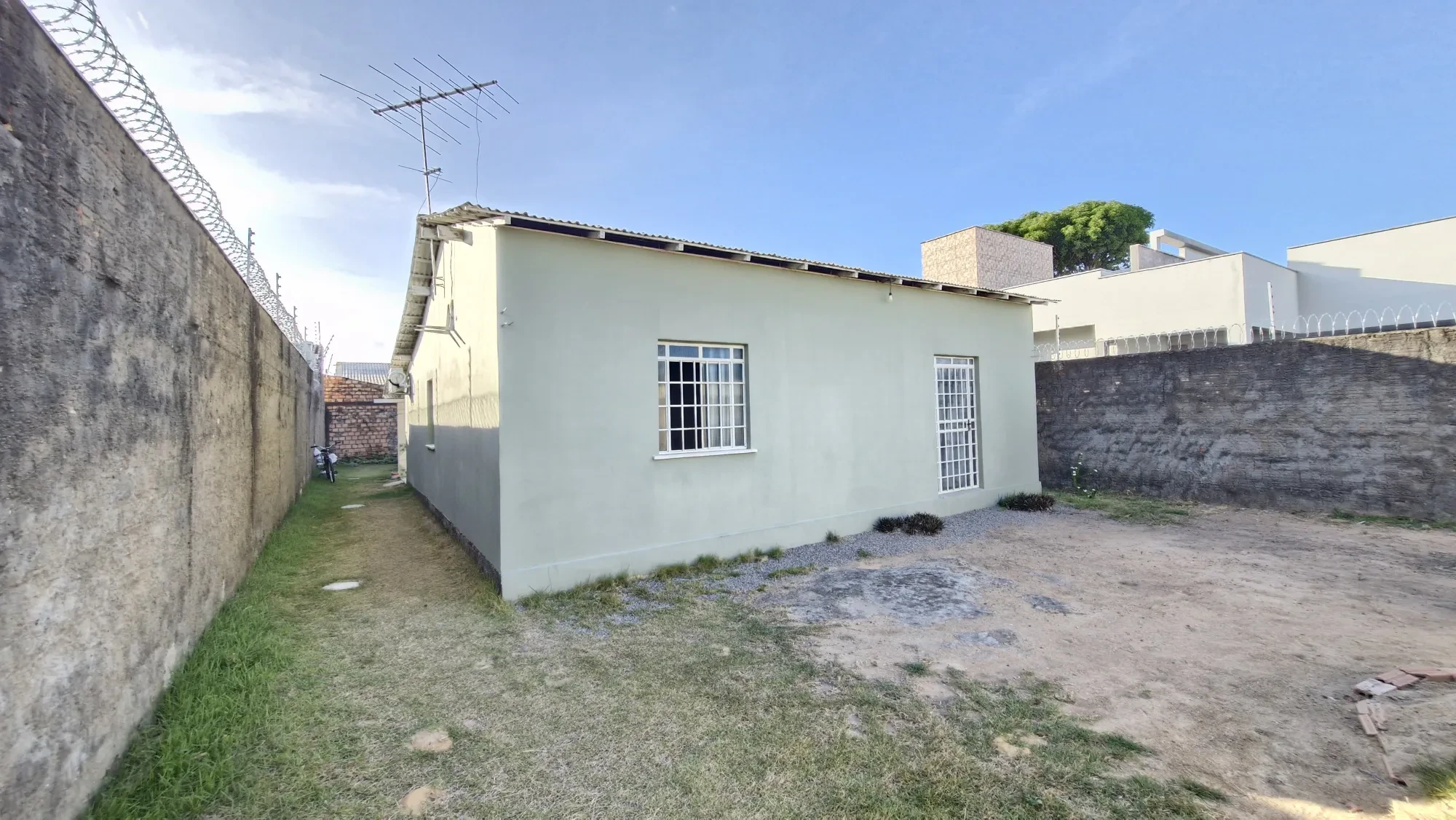 Imagem Casa com 2 Quartos à Venda, em Centenário - Boa Vista