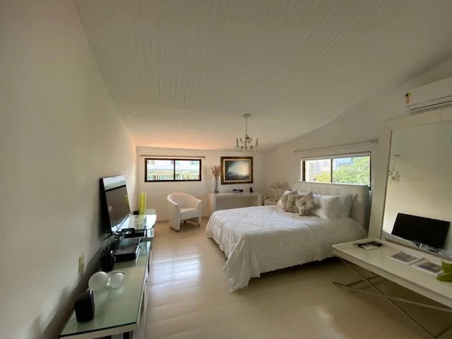 Imagem Cobertura com 5 Quartos à Venda, 740 m² em Barra da Tijuca - Rio de Janeiro