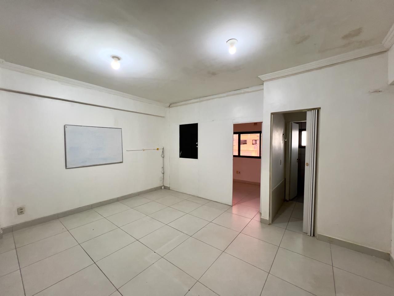 Imagem Loja para Alugar, 33 m²em Nazaré - Belém