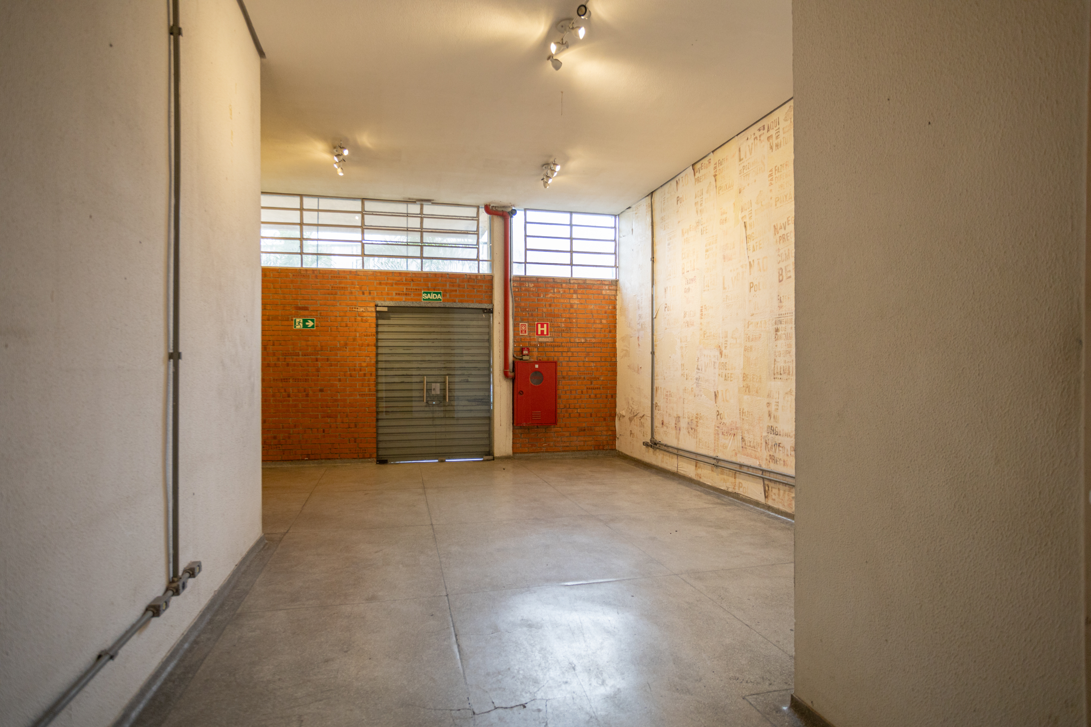 Foto do imóvel: Galpão para Alugar, 4.200 m² em Ayrosa - Osasco