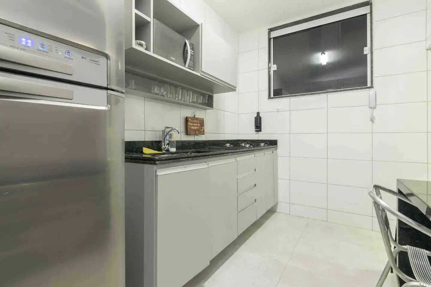 Imagem Apartamento com 2 Quartos à Venda ou Temporada, 85 m²em Leme - Rio de Janeiro