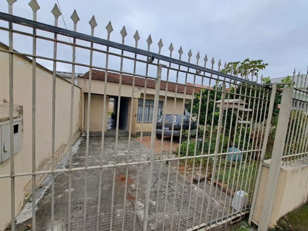 Casa com 3 Quartos à Venda, 109 m² em Novo Mundo - Curitiba