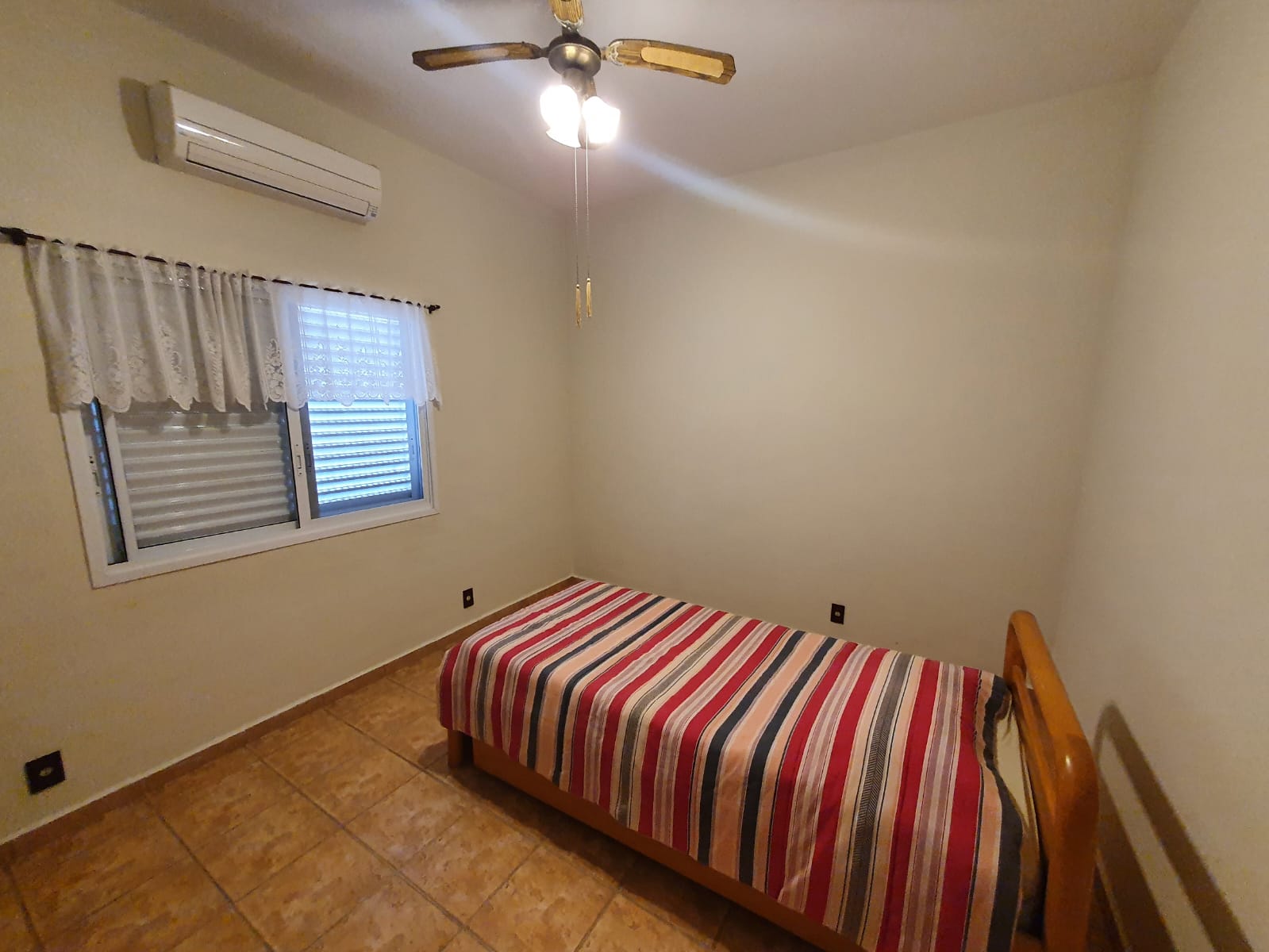 Imagem Casa de Condomínio com 3 Quartos para Alugar, 140 m²em Centro - Bertioga